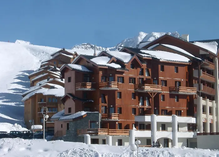 Hotel with view: Madame Vacances Lodges Des Alpages